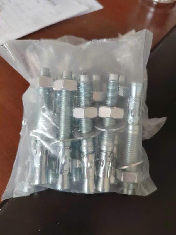 Bu Lông Nở 3 Cánh Mạ Kẽm M16x150